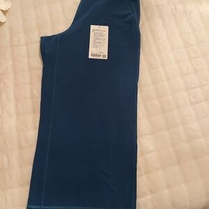 Lululemon align wide leg 23” crop